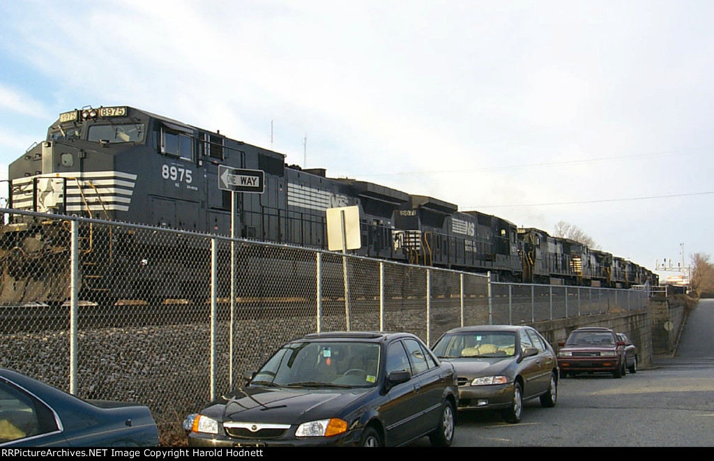 NS 8975 on one end of a massive string of locos